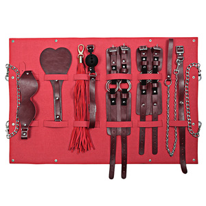 Ensemble de jouets sexuels portables 8 pièces pour couples, comprenant des accessoires de bondage, des menottes, des fouets, des bâillons et des boules. - Product Image 1