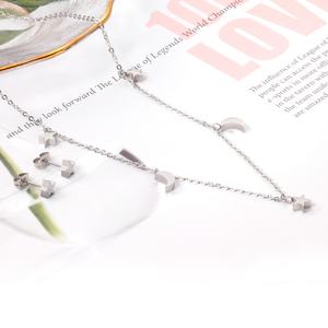 Ensemble de bijoux populaire de haute qualité et pas cher, collier et boucles d'oreilles en acier inoxydable plaqué or avec pendentif étoile et lune pour femmes - Product Image 6