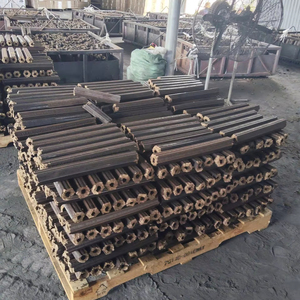 Charbon de bois en briquettes de sciure de bois dur du Vietnam, combustible noir uniformément compressé à combustion longue durée, fournisseur OEM - Product Image 5