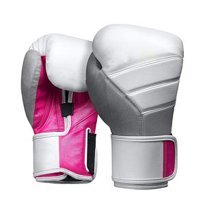 Gants de boxe d'entraînement MMA ONEMAX en cuir PU de haute qualité, gants de boxe d'entraînement personnalisés, gants de boxe de 16 oz en vente - Product Image 3