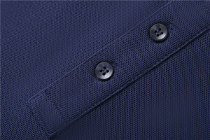 Polo en polyester et coton uni pour hommes, personnalisable avec logo imprimé sur la manche, vente en gros - Product Image 5