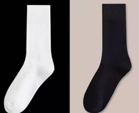 Chaussettes jetables tendance de couleur unie pour la course à pied Chaussettes respirantes en coton absorbant la sueur Chaussettes courtes de voyage