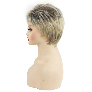 Aishili – Perruques courtes ombrées blondes style pixie avec <span class=keywords><strong>frange</strong></span>, perruque synthétique droite dégradée blonde mélangée pour femmes blanches – Vente en gros - Product Image 4