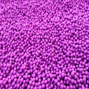 Absorbeur d'éthylène <span class=keywords><strong>de</strong></span> boule d'alumine activée par KMnO4 pourpre <span class=keywords><strong>de</strong></span> catégorie industrielle avec la capacité <span class=keywords><strong>de</strong></span> charge <span class=keywords><strong>de</strong></span> <span class=keywords><strong>potassium</strong></span> <span class=keywords><strong>de</strong></span> <span class=keywords><strong>permanganate</strong></span> - Product Image 1