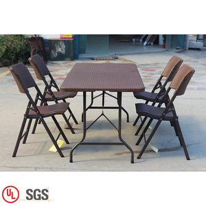 Chaises et tables <span class=keywords><strong>de</strong></span> conférence en plastique HDPE, ensemble <span class=keywords><strong>de</strong></span> table pliante en plastique marron pour les réunions - Product Image 1