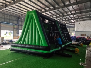 Ballon de football gonflable de qualité commerciale, idéal pour la location événementielle, coutures renforcées pour une durabilité accrue, garantie 1 an incluse - Product Image 6