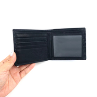 Portefeuille Homme en Cuir Véritable Personnalisé avec Logo, Porte-Cartes Multiples, Fenêtre d'Identité et Compartiment Billets/Chèques, Idéal pour Cartes de Crédit Professionnelles - Vente en Gros