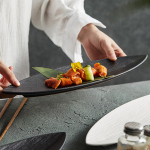 <span class=keywords><strong>Assiette</strong></span> à <span class=keywords><strong>dessert</strong></span> en porcelaine en forme de feuille, compatible micro-ondes, design minimaliste japonais, origine Chine, luxe léger, <span class=keywords><strong>assiette</strong></span> de restaurant - Product Image 2