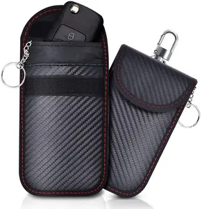 حقيبة جلدية بوشيهو لحمل إشارة السيارة, حقيبة جلدية بوشيهو لحمل وحماية البطاقات المزودة برقاقات الراديو اللاسلكية ، مزودة بحلقة مفاتيح من ألياف الكربون