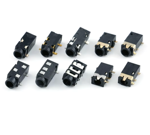 Conector Hembra SMT de 3.5mm para Audio - 3/4/5/6 Pines para Auriculares/Micrófono/AV (Venta al por Mayor) - Product Image 1