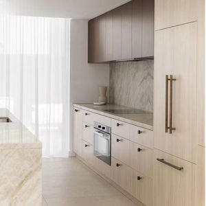 Dalles de marbre en granit Patagonia blanc veiné or, luxe moderne, calcite, translucide, poli, grand design graphique - Product Image 3