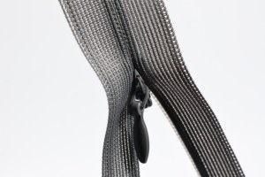 Échantillon de dentelle noire 25cm 8 #   Fermeture éclair invisible pour robe - Product Image 4