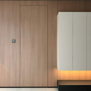 Puerta invisible interior hecha en fábrica de China Puerta que se puede pintar en su propio color Admite chapa de madera de color personalizado - Product Image 1