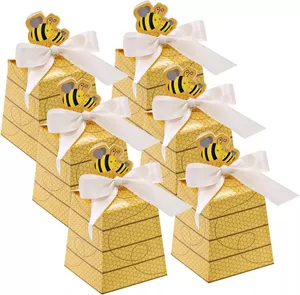 กล่องของขวัญพับได้ลายรังผึ้งที่ปรับแต่งได้ปี 2024 พร้อมตกแต่งผึ้งตัวเลือกเคลือบเงาสําหรับบรรจุภัณฑ์