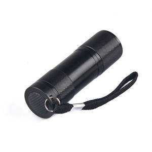 Linterna <span class=keywords><strong>Ultravioleta</strong></span> de Bolsillo para Detección de Bacterias, <span class=keywords><strong>365</strong></span> <span class=keywords><strong>nm</strong></span>, 9 LED UV, Aluminio - Product Image 3