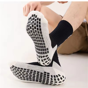 Custom Logo Mens Grip Crew Socks 100% Cotton Anti <b>Slip</b> Football Socks Terry Sole Breathable Running Basketball Sports Socks - Product Image 2