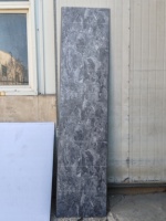 Plaques de marbre PVC légères effet carrelage de 600 mm de large, panneaux muraux, installation facile et projets de bricolage à domicile