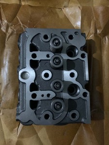 Z600 Cylinder Head Complete 15261-03040 15261-03043 15221-03030 15221-03029 for Kubota B5100D B5100E Excavator Accessories - Product Image 5