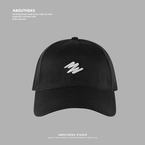 Groot Formaat Modieuze Golfpet Met Ademende Mesh En Twill Stof Gebogen Bescherming Tegen De Zon En Bevestigd Cartoon Borduurwerk - Product Image 1