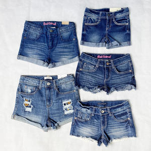 Lote de Ropa para Niñas de Marca al por Mayor, Jeans y Shorts - Product Image 5