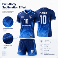 En gros Short de football pour garçons imprimé par transfert thermique, en tissu léger à séchage rapide, avec motif personnalisé, pour la maternelle et les jeunes