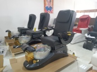 Spa pour les pieds, fauteuil de pédicure de luxe, bol de massage en fibre de verre