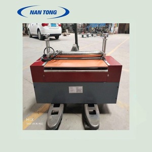 Machine à coller Nantou modèle 600, applicateur de colle thermofusible pour éponge en coton perlé - Product Image 3