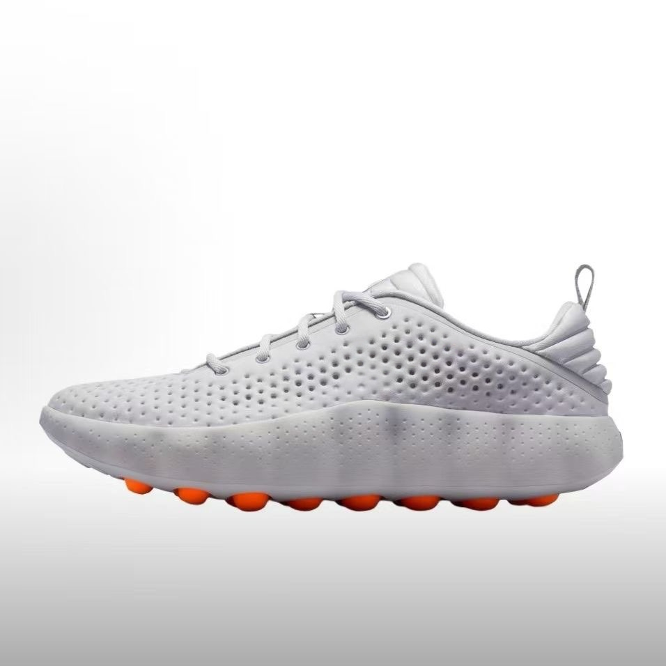 sports new shoes