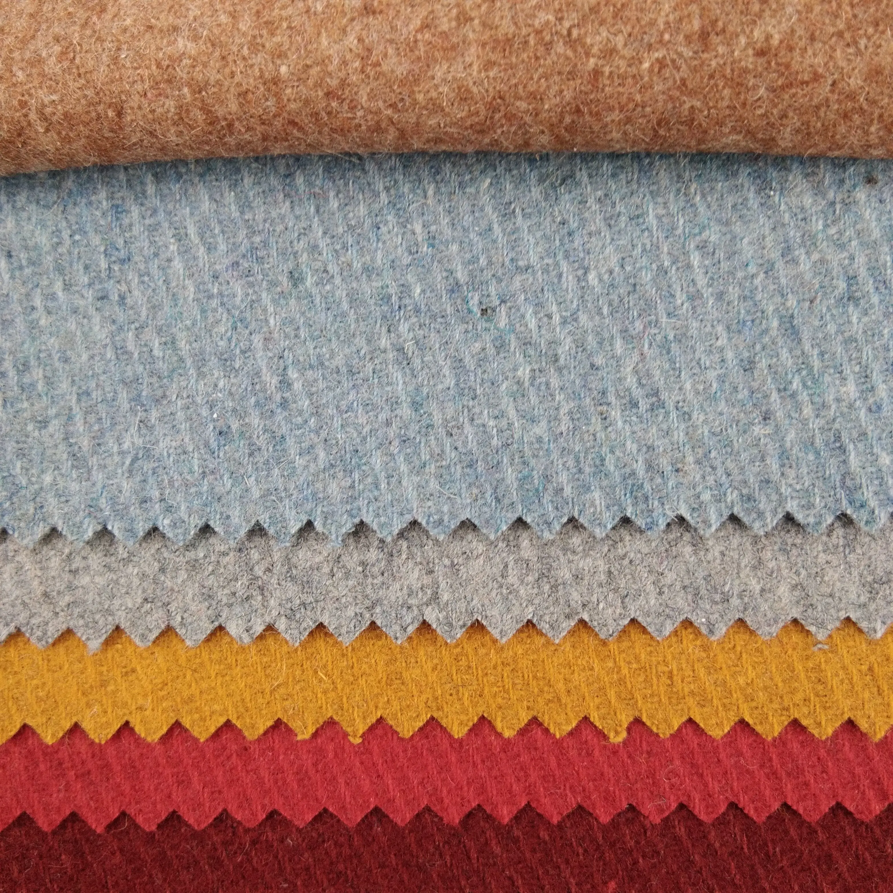 Tissu en laine sergé pour vêtement/couverture/Textile de maison