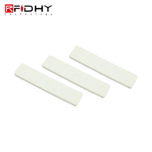 부드러운 실리콘 <span class=keywords><strong>RFID</strong></span> 태그 <span class=keywords><strong>Impinj</strong></span> <span class=keywords><strong>M4QT</strong></span> 칩 860-960 MHz 주파수 세탁 섬유 관리 방수 내열성 - Product Image 1