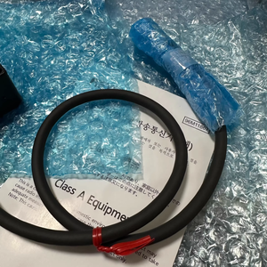 KEYENCE LK-H025 Ultra High Speed/high-precision CMOS Laser Displacement <b>Sensor</b> LK-G5000 Series <b>Sensor</b> Head Width Type LK H025 - Product Image 4