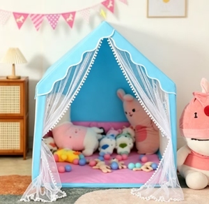 Fabrikneues Oxford-Spielzelt für Kinder mit Pom-Pom-Spitzenbesatz, gemütliche Indoor-Versteckhöhle 100 cm für Kleinkinder und Kinderzimmer zum Schlafen - Product Image 1