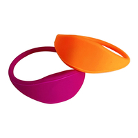 Bracelet en silicone RFID personnalisé 13,56 MHz NFC |   Bracelet de paiement sans argent liquide pour les événements |   Bande de contrôle d'accès imperméable