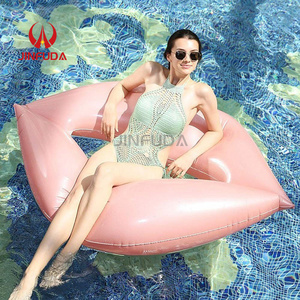 Vente flash : Lèvre géante rouge lumineuse gonflable en PVC, sexy, capacité inférieure à 100 kg, 1 passager, utilisation en extérieur - Product Image 2