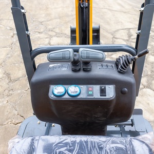 Mini-excavatrice sur chenilles multifonctionnelle avec accessoires : tarière, décompacteur, brise-roche pour travaux agricoles et de terrassement, couleur personnalisée, OEM ODM - Product Image 5
