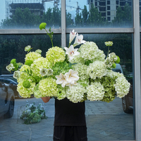 Arreglo Floral Artificial de Estilo Natural Personalizado, Camino de Flores Verde y Blanco para Decoración de Bodas y Fiestas