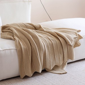 <strong>Autumn</strong> Nordic Solid Color Jacquard 100% Acrylic Thick Knitted Blanket Super Soft and Warm Luxury <strong>Throw</strong> for Bed Sofa - Product Image 2