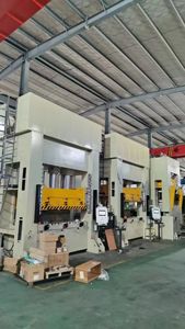 1000Ton Schiebe typ Heiß schmiede hydraulik presse für mobiles Zubehör Heiß schmiede maschine - Product Image 3