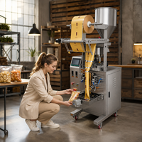Machine d'emballage alimentaire avec remplisseur volumétrique automatique pour granulés et poudres, pour le remplissage, l'emballage et la scellage de sachets et de sacs (riz)