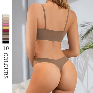 ヨガブラとひもセットランニングウェア用OEM ODMカスタムレディースヨガシームレスソリッドアンダーワイヤースポーツウェアブラ & ブリーフセット - Product Image 4