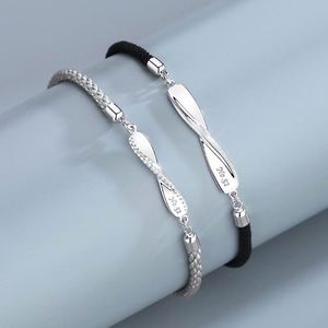 Pulsera de Pareja Mobius con Colgante, Brazalete para Parejas, Regalo de San Valentín para Mujer y Hombre, Brazalete Romántico con Dije de Estrella, Brazalete para Enamorados - Product Image 3