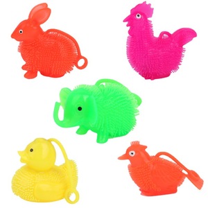 Jouets anti-stress couineurs en plastique pour enfants : canard, coq, éléphant, lapin avec poignée - Product Image 3