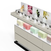 Vitrine cosmétique personnalisée Kiosque à parfums Vitrine de luxe Présentoir gondole Présentoir