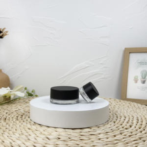 Tarro de vidrio resistente a los niños de 57x80mm con tapón de rosca para almacenamiento de hierbas secas - Product Image 4