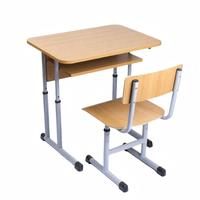Meilleur prix - Ensemble bureau et chaise réglables modernes pour lycée, avec plateau en bois durable et design confortable pour une utilisation en classe