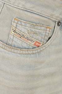 Excellente Offre Designer Diesel Vintage Style Low Rise Grey Mini Denim Skirt 5 Avec Poches - Product Image 3