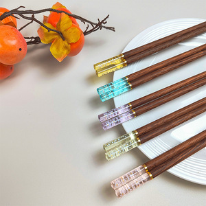 Palillos de madera de grano de Sakura <span class=keywords><strong>natural</strong></span>, utensilios de comedor de estilo japonés hechos a mano de primera calidad para el hogar, cocina y <span class=keywords><strong>restaurante</strong></span> <span class=keywords><strong>asiático</strong></span>, par - Product Image 3