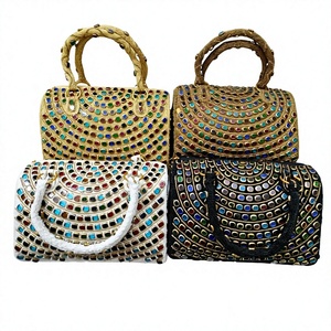Pochette brodée pour femmes, sacs à main, forme indienne, nouvelle collection 2020 - Product Image 1