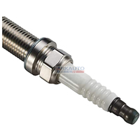 Iridium-Zündkerzen ARK-SP7121 FÜR Lexus ES250 ES300 LX450 SC400 Renault Scenic Laguna Megane 2.5 3.0 4.5 4.0 2.0 1.6