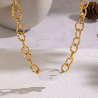 Collier avec pendentif en perle naturelle de grande taille, chaîne à maillons texturés épais en acier inoxydable plaqué or véritable 18 carats, nouvelle arrivée 2025